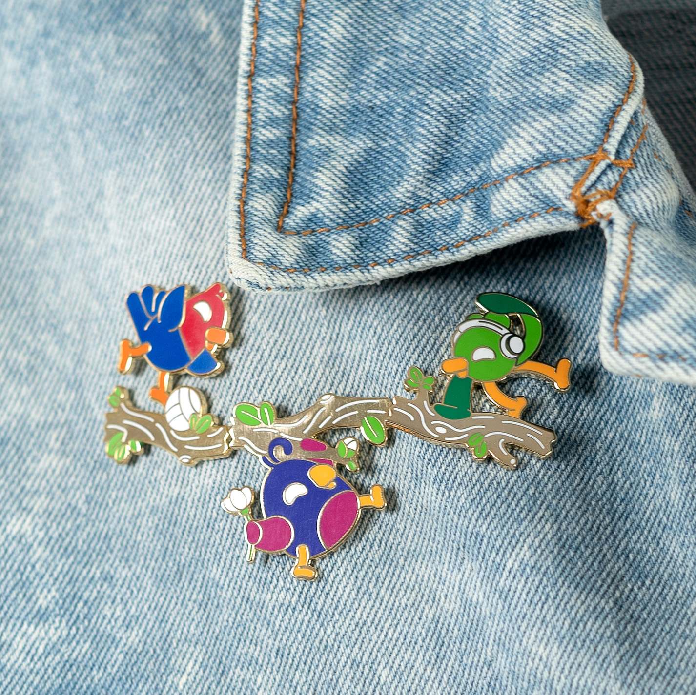 Creative Birb Enamel Pin - Image 4