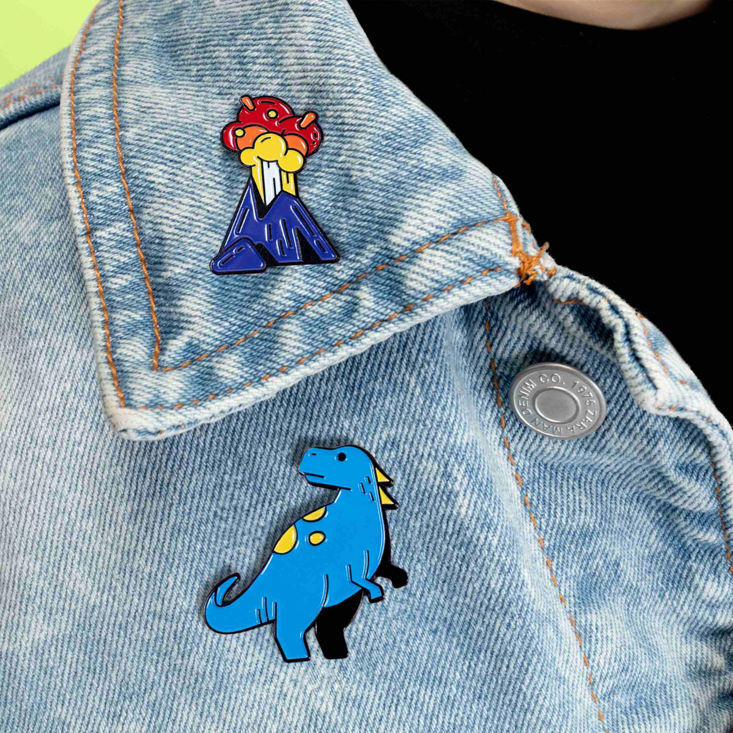 Dinosaur Extinction Pin Set: Team Volcano - Image 3